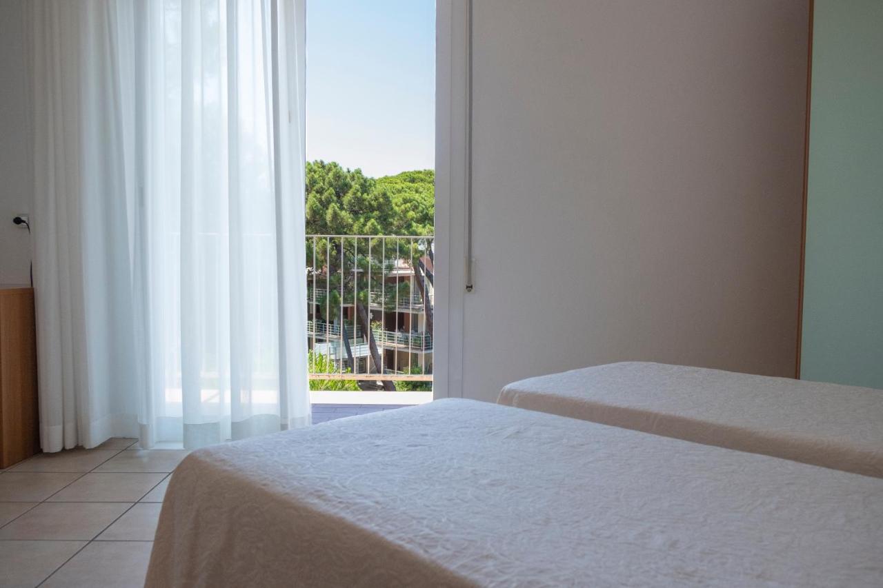 Hotel Orsa Maggiore Milano Marittima Eksteriør billede