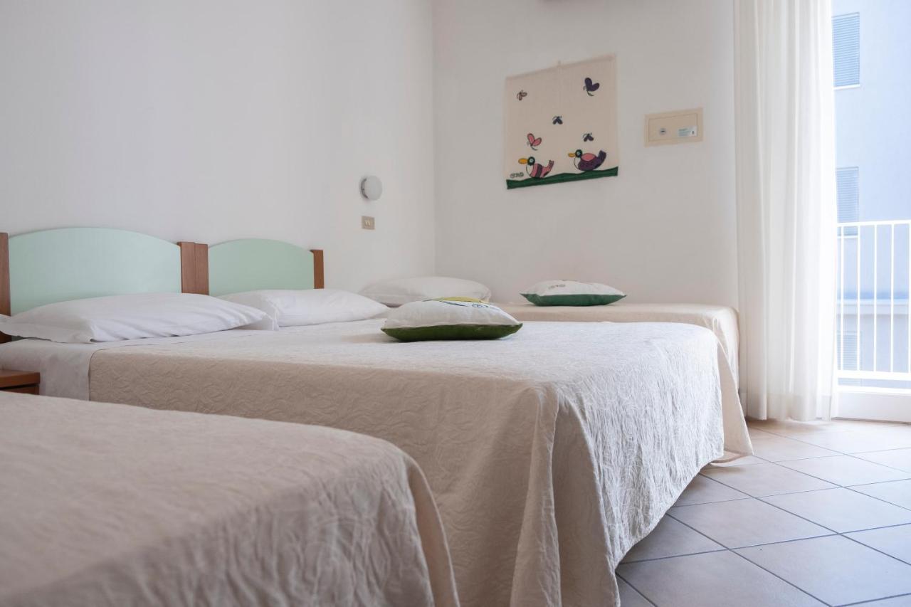 Hotel Orsa Maggiore Milano Marittima Eksteriør billede