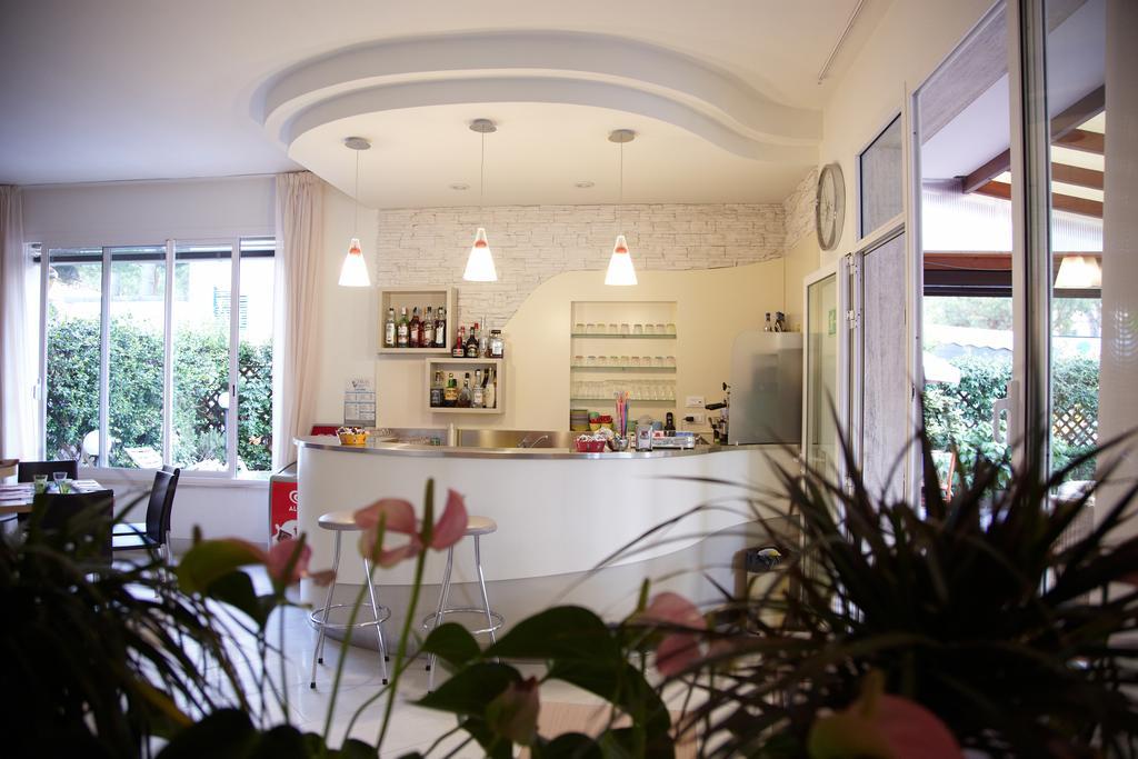 Hotel Orsa Maggiore Milano Marittima Eksteriør billede
